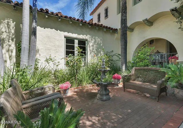 Photo 3 of Single family home for sale at 1234 N Everett St, Glendale, CA 91207 | MLS# 226001688 | Listing updated on 2026-09-14