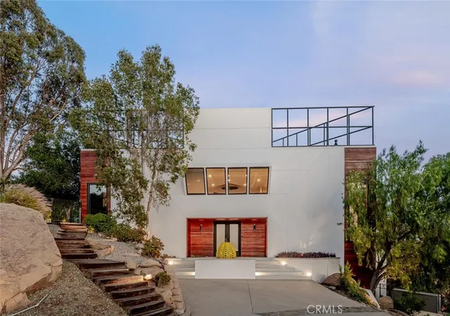 Photo 4 of Single family home for sale at 6 Colt, Bell Canyon, CA 91307 | MLS# SR26066333 | Listing updated on 2026-09-15