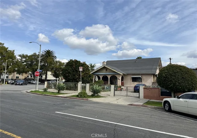 Photo 2 of House for sale at 4214 Rosewood, Los Angeles, CA 90004 | MLS# DW26079741 | Listing updated on 2026-09-15