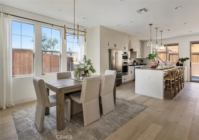 Photo 3 of Single family home for sale at 181 E Palm St, Altadena, CA 91001 | MLS# PF26057797 | Listing updated on 2026-09-15