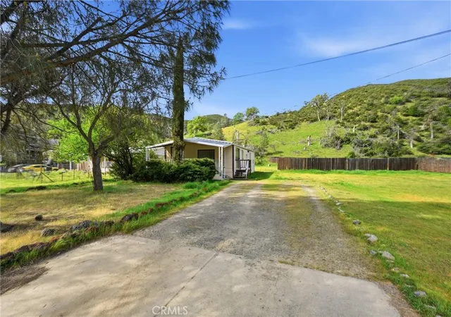 Photo 2 of Manufactured home for sale at 3795 Spring Valley Rd, Clearlake Oaks, CA 95423 | MLS# LC26063472 | Listing updated on 2026-09-15