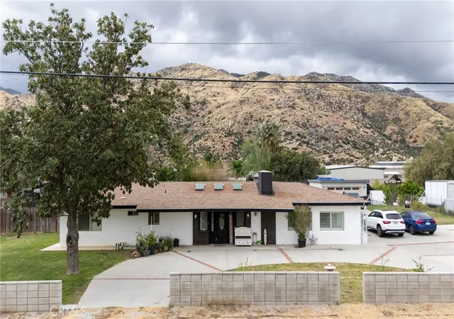 Photo 3 of Single family home for sale at 770 Wesley, Banning, CA 92220 | MLS# TR26080691 | Listing updated on 2026-09-14