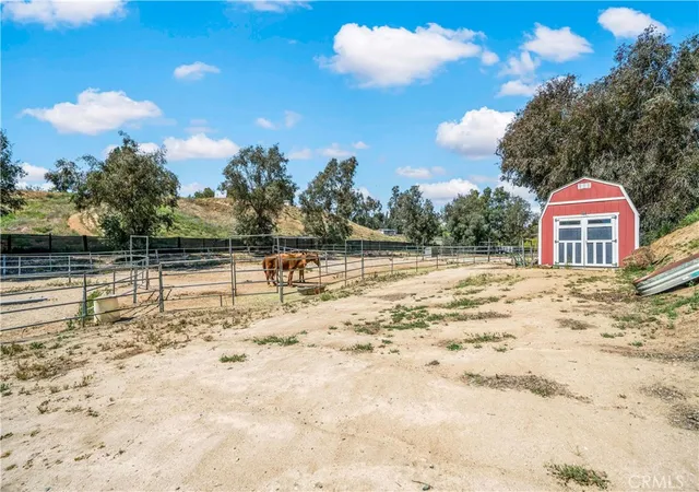 Photo 2 of Single family home for sale at 39980 Via Fernando, Temecula, CA 92592 | MLS# SW26083158 | Listing updated on 2026-09-27