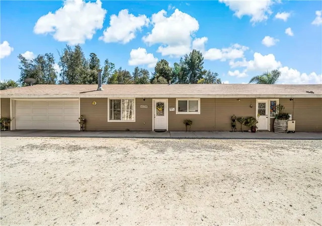 Photo 4 of Single family home for sale at 39980 Via Fernando, Temecula, CA 92592 | MLS# SW26083158 | Listing updated on 2026-09-27
