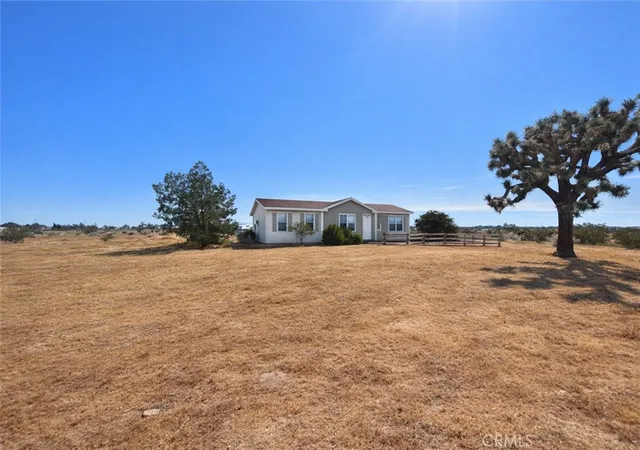 Photo 3 of Manufactured home for sale at 10133 Olivine, Victorville, CA 92392 | MLS# CV26082700 | Listing updated on 2026-09-29