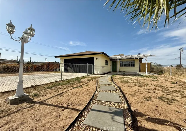 Photo 1 of Single family home for sale at 930 W Franklin Ave, Ridgecrest, CA 93555 | MLS# IV26084865 | Listing updated on 2026-09-15