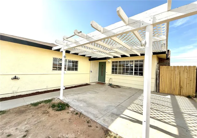 Photo 3 of Single family home for sale at 930 W Franklin Ave, Ridgecrest, CA 93555 | MLS# IV26084865 | Listing updated on 2026-09-15
