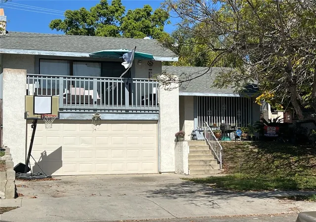 Photo 3 of Single family home for sale at 3641 E Esther, Long Beach, CA 90804 | MLS# IG26085347 | Listing updated on 2026-09-15