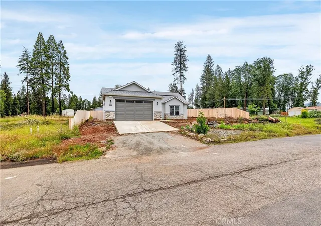 Photo 2 of Single family home for sale at 14259 Sherwood, Magalia, CA 95954 | MLS# PA26085532 | Listing updated on 2026-09-15