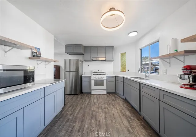 Photo 3 of Manufactured home for sale at 1401 West 9th #148, Pomona, CA 91766 | MLS# CV26086508 | Listing updated on 2026-09-15