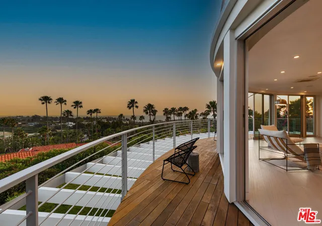 Photo 1 of Single family home for sale at 6375 Gayton Pl, Malibu, CA 90265 | MLS# 26759407 | Listing updated on 2026-09-22