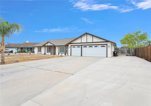 Photo 4 of Single family home for sale at 11334 Courtside, Victorville, CA 92392 | MLS# IG26087635 | Listing updated on 2026-09-14