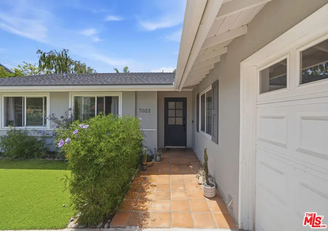 Photo 3 of Single family home for sale at 7022 Lofty Grv Dr, Rancho Palos Verdes, CA 90275 | MLS# 26777747 | Listing updated on 2026-10-06