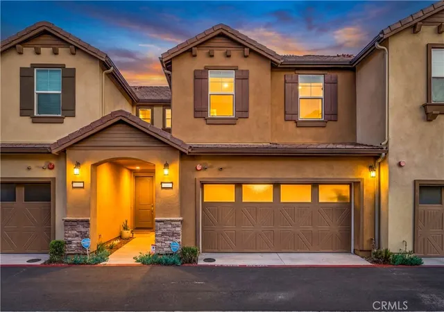 Condo for sale at 40500 Birchfield Dr, Temecula, CA 92591 | MLS# SW26087611