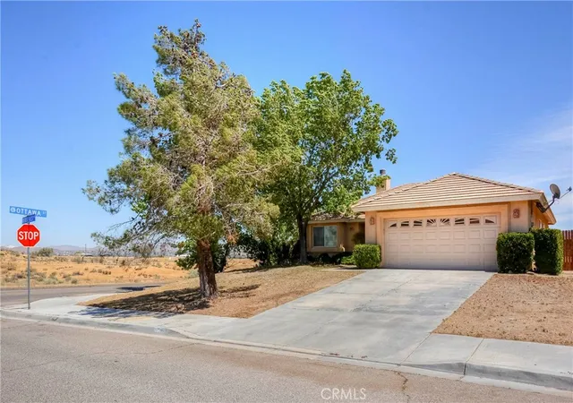 Photo 3 of Sale Pending at 13291 Great Fls, Victorville, CA 92395 | MLS# IG26089713 | Listing updated on 2026-09-14