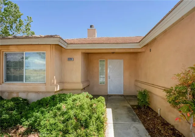 Photo 3 of Sale Pending at 13291 Great Fls, Victorville, CA 92395 | MLS# IG26089713 | Listing updated on 2026-09-14