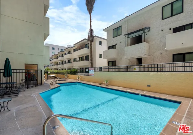 Photo 3 of Condo for sale at 727 S Ardmore Ave #304, Los Angeles, CA 90005 | MLS# 26816777 | Listing updated on 2026-09-14