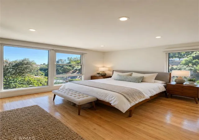 Photo 2 of Single family home for sale at 1311 Braeridge Dr, Beverly Hills, CA 90210 | MLS# FR26088726 | Listing updated on 2026-09-14