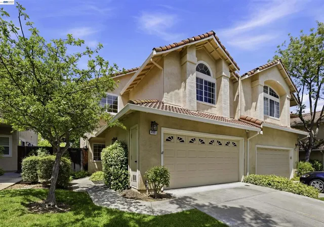 Photo 2 of Single family home for sale at 4161 Garibaldi Pl, Pleasanton, CA 94566 | MLS# 41132823 | Listing updated on 2026-09-14