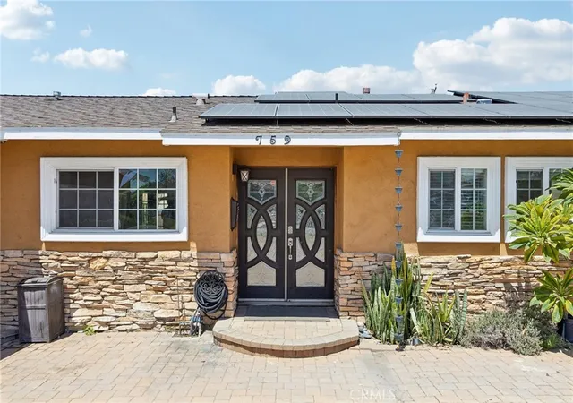 Photo 4 of Single family home for sale at 759 S Briargate, Covina, CA 91723 | MLS# IG26092959 | Listing updated on 2026-10-07