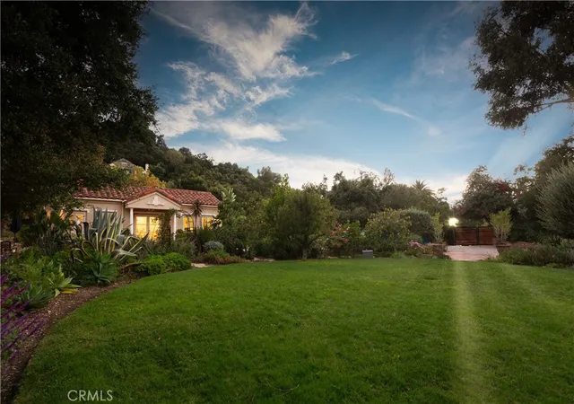 Photo 2 of Mansion for sale at 21149 Entrada Rd, Topanga, CA 90290 | MLS# SR26093165 | Listing updated on 2026-09-14