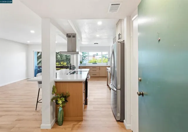 Photo 3 of Sale Pending at 710 East 22nd #203, Oakland, CA 94606 | MLS# 41133107 | Listing updated on 2026-09-14