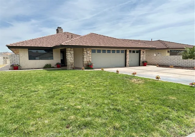Single family home for sale at 26335 Catamaran Ln, Helendale, CA 92342 | MLS# HD26095909