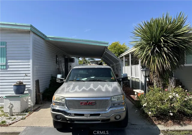 Photo 4 of Manufactured home for sale at 8200 Bolsa #37, Midway City, CA 92655 | MLS# OC26095929 | Listing updated on 2026-09-14