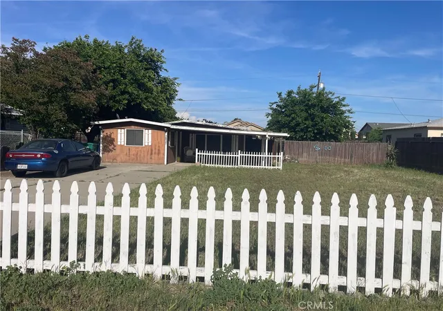Photo 1 of Sale Pending at 2432 Meadowbrook, Merced, CA 95348 | MLS# MC26096689 | Listing updated on 2026-09-14