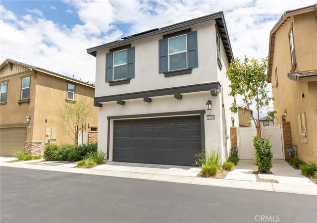 Photo 3 of Sale Pending at 2464 Gunner Ridge, Rialto, CA 92377 | MLS# CV26097026 | Listing updated on 2026-09-15