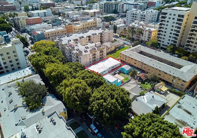 Listing Photo 5 - Condo for sale in building located at 731 Irolo St, Los Angeles, CA 90005