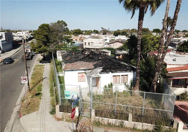 Single family home for sale at 6502 4th, Los Angeles, CA 90043 | MLS# PW26100150