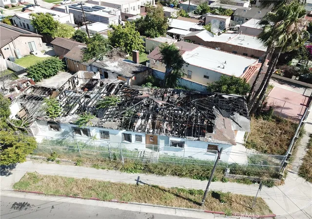 Photo 2 of Single family home for sale at 6502 4th, Los Angeles, CA 90043 | MLS# PW26100150 | Listing updated on 2026-09-15