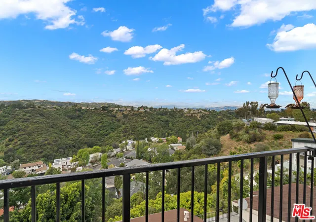 Photo 3 of Condo for sale at 2385 Roscomare Rd #F10, Los Angeles, CA 90077 | MLS# 26750553 | Listing updated on 2026-09-15