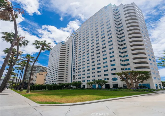 Photo 2 of Condo for sale at 525 E Seaside #1802, Long Beach, CA 90802 | MLS# OC26101716 | Listing updated on 2026-09-14