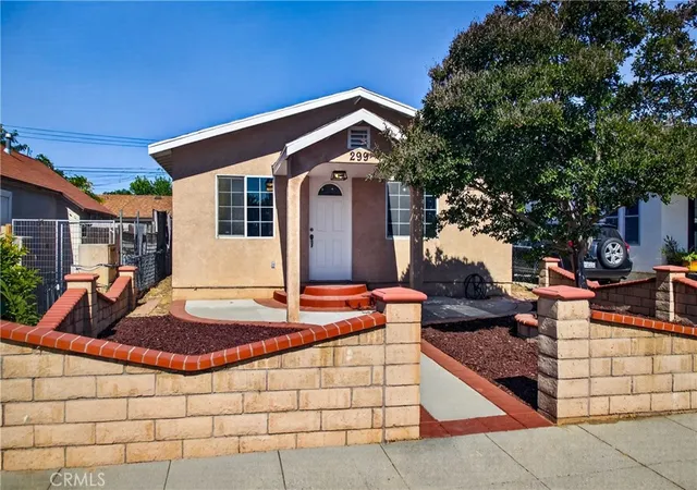 Photo 2 of Single family home for sale at 299 N 3rd Street, Banning, CA 92220 | MLS# IG26102788 | Listing updated on 2026-09-15