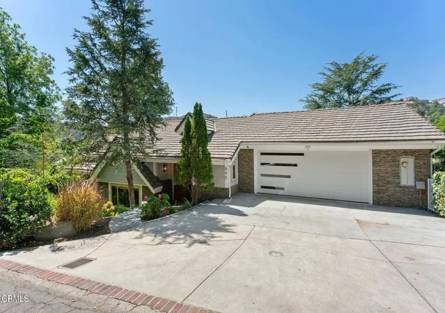 Photo 1 of Single family home for sale at 405 Woodcliffe Rd, Pasadena, CA 91105 | MLS# P1-27114 | Listing updated on 2026-09-14