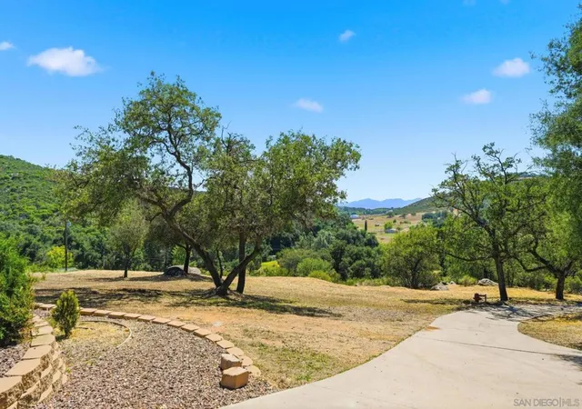 Photo 4 of Sale Pending at 19525 Casner Rd, Ramona, CA 92065 | MLS# 260011473SD | Listing updated on 2026-09-15