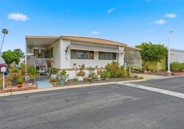 Photo 1 of Manufactured home for sale at 2280 E Valley Pwky #21, Escondido, CA 92027 | MLS# 260011498SD | Listing updated on 2026-09-15