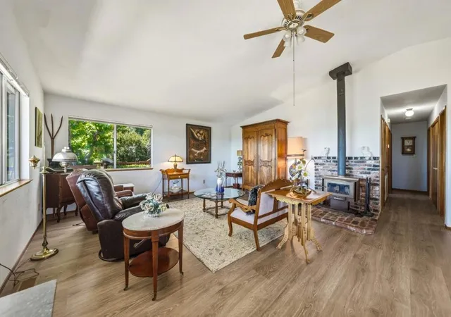 Photo 3 of Single family home for sale at 3401 Riviera W Dr, Kelseyville, CA 95451 | MLS# ML82046920 | Listing updated on 2026-09-15