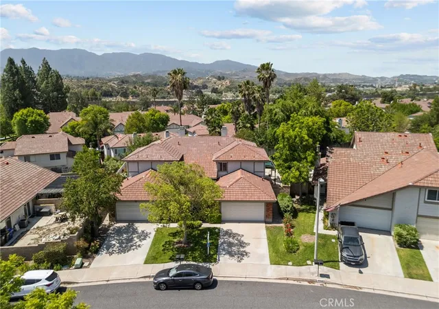 Photo 3 of Sale Pending at 15816 Cindy Ct, Canyon Country, CA 91387 | MLS# SR26104813 | Listing updated on 2026-09-14