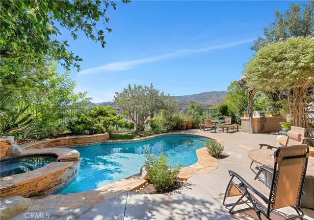 Photo 1 of Single family home for sale at 25730 Hawthorne Pl, Stevenson Ranch, CA 91381 | MLS# SR26104268 | Listing updated on 2026-09-15