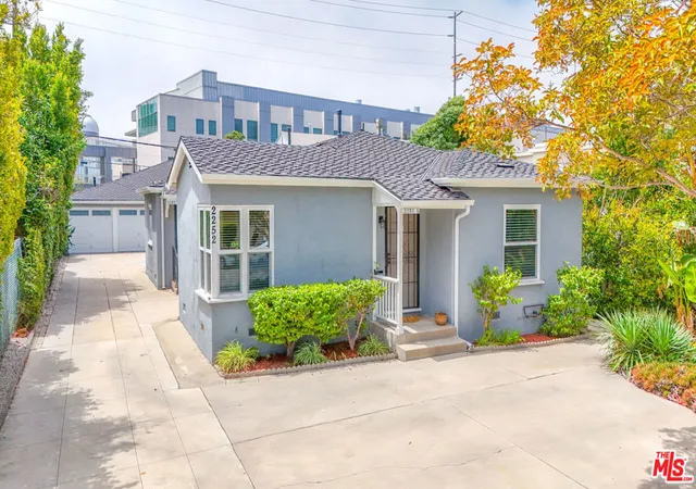 Photo 3 of Multi family home for sale at 2252 20th Street, Santa Monica, CA 90405 | MLS# 26833885 | Listing updated on 2026-09-15