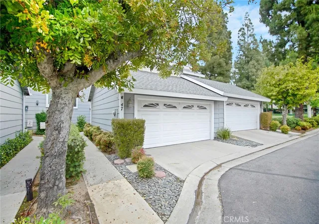 Photo 4 of Townhouse for sale at 12168 Mount Vernon #47, Grand Terrace, CA 92313 | MLS# IG26107398 | Listing updated on 2026-09-14