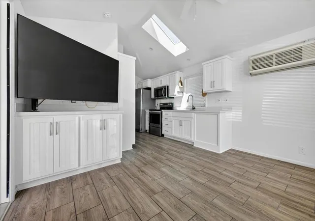 Photo 4 of Manufactured home for sale at 835 Kimball Ave #27, Seaside, CA 93955 | MLS# ML82045498 | Listing updated on 2026-09-14