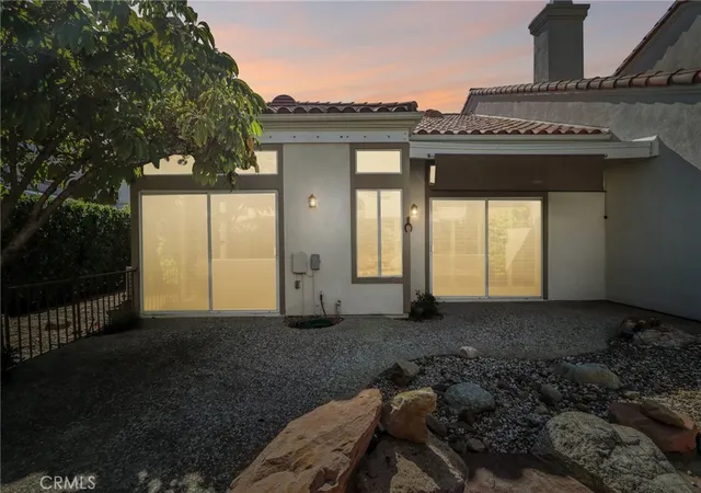 Listing Photo 5 - Condo for sale in building located at 16 Calle Maria, Rancho Santa Margarita, CA 92688