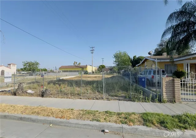 Photo 2 of Sale Pending at 1321 Union, San Bernardino, CA 92411 | MLS# IG26108642 | Listing updated on 2026-09-14