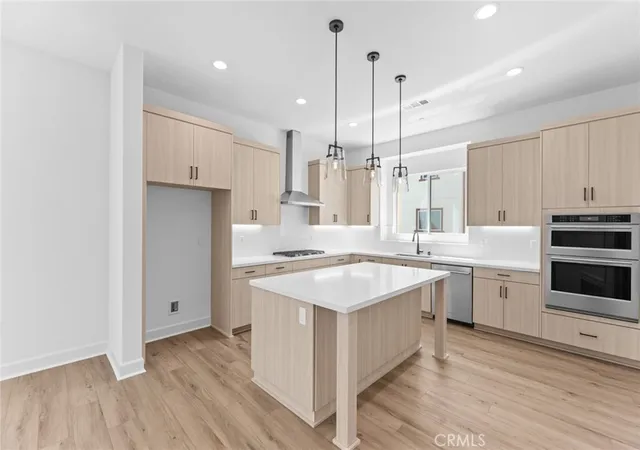 Photo 4 of Single family home for sale at 756 Gadwall, Irvine, CA 92618 | MLS# IV26109090 | Listing updated on 2026-09-15