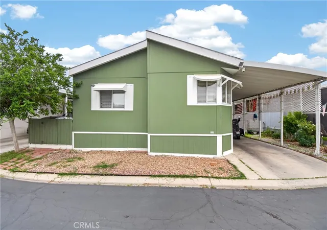 Photo 3 of Sale Pending at 1150 N Kirby #109, Hemet, CA 92545 | MLS# CV26109208 | Listing updated on 2026-09-14