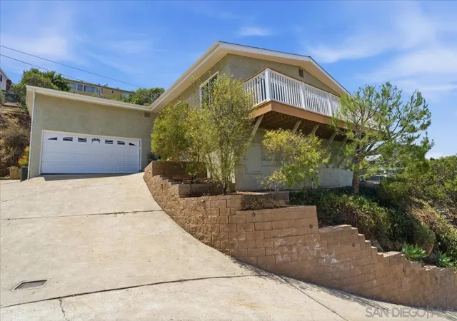 Photo 4 of Single family home for sale at 4322 Beverly Dr, La Mesa, CA 91941 | MLS# 260012139SD | Listing updated on 2026-09-14